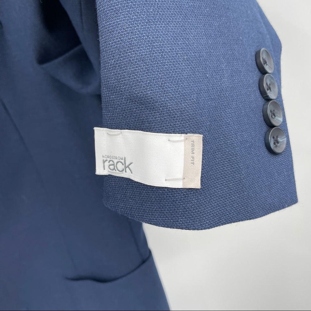 NORSDSTROM RACK MEN'S BLUE BLAZER - Picture 2 of 6